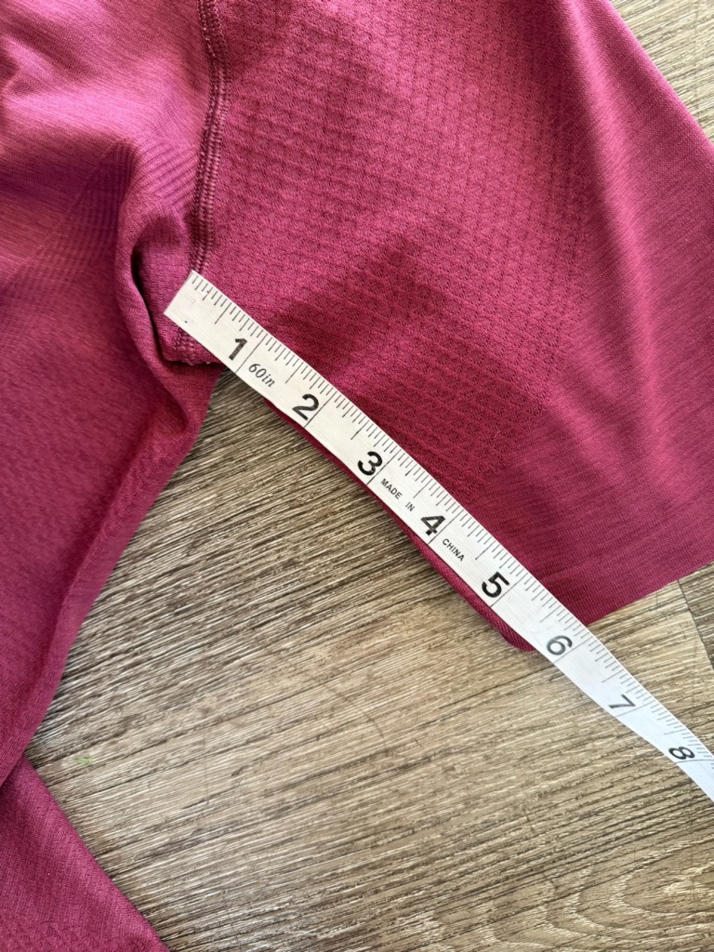 ALO Yoga Men's Short Sleeve Tee - Maroon - Picture 5 of 7